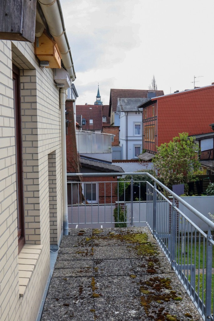 Balkon Breite 150, Höhe Einflug 240, Brüstung 100